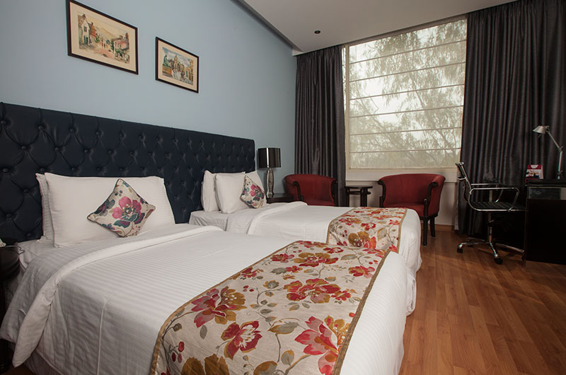 executive-room2.jpg